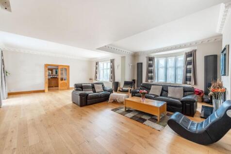 Kewferry Road, Northwood, HA6
