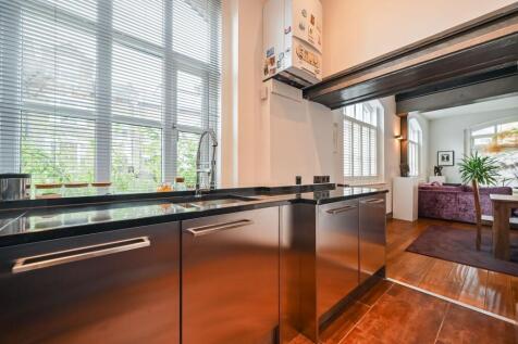 Independent Place, Shacklewell, London, E8