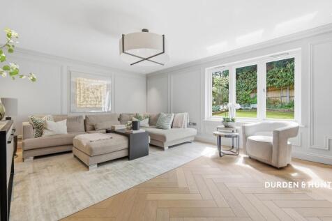 Ollards Grove, Loughton, IG10