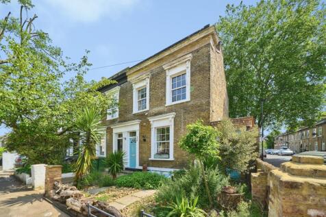 Manbey Grove, London, E15