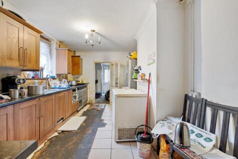 Bethune Road, London, N16