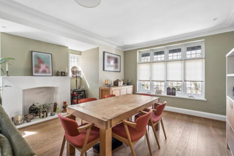Cuckoo Hill Road, Pinner, Ha5