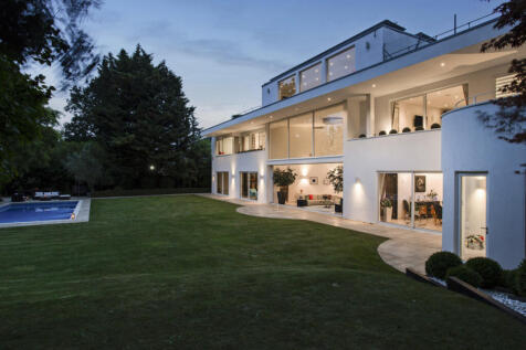 Dennis Lane, Stanmore, HA7