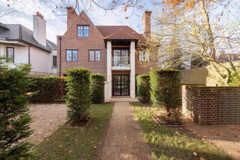 The Bishops Avenue, London, N2
