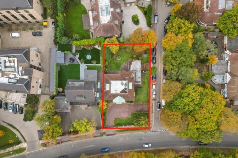 The Bishops Avenue, Kenwood, London N2
