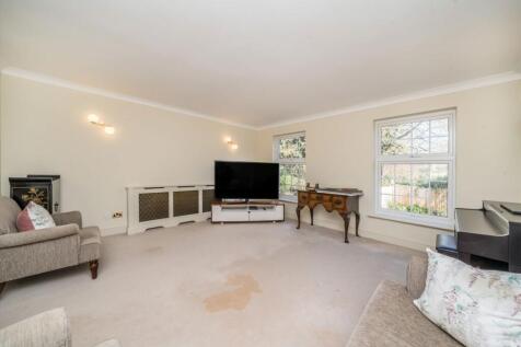 Heatherdale Close, Kingston Upon Thames