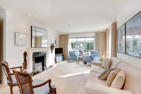 Mountview Close, London, NW11