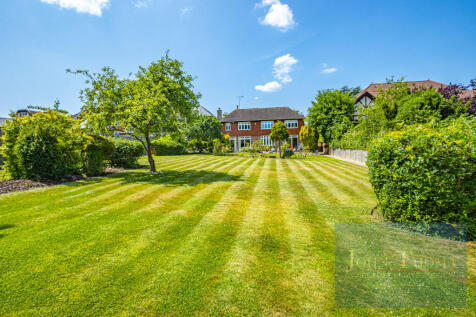 Forest Lane, Chigwell, Essex, IG7