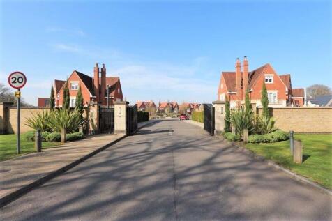 Chigwell Grange, High Road, Chigwell, Essex, IG7