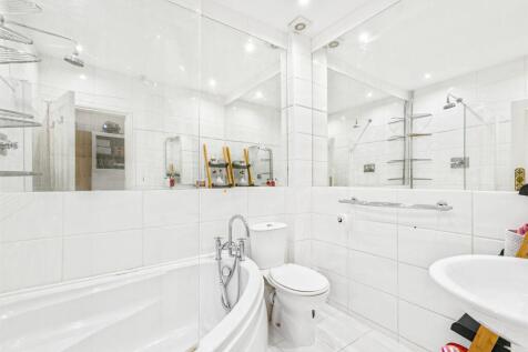 College Crescent, London, NW3