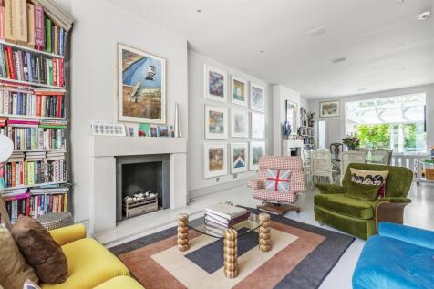Clorane Gardens, Hampstead, London, NW3