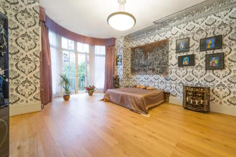 Belsize Park, 
Belsize Park, NW3