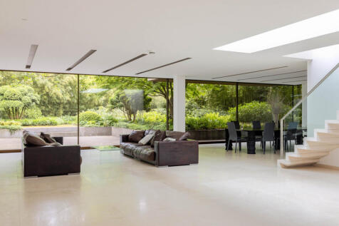 Elm Walk, London, NW3