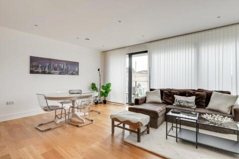 Regis Place, 10 Llanvanor Road, Childs Hill, London, NW2
