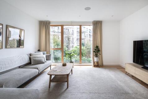Compton Avenue, 
Canonbury, N1