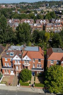 Canfield Gardens, London, NW6