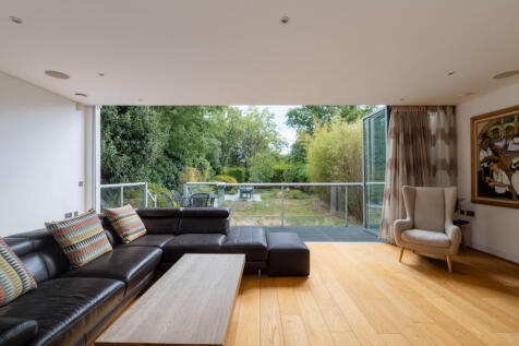 Hardy Road, London, SE3