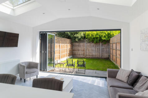 The Glebe, London, SE3