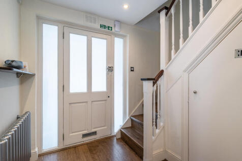 Malvern Mews, London, NW6