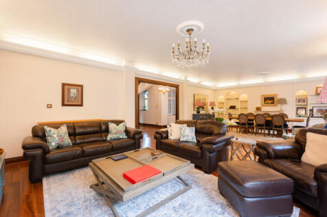 Eyre Court, Finchley Road, London, NW8