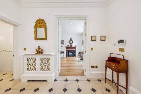 Clifton Hill, St Johns Wood, NW8