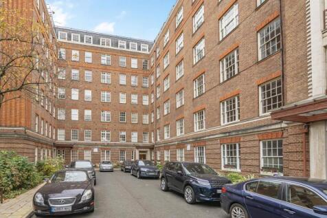 Finchley Road, St Johns Wood, London, NW8
