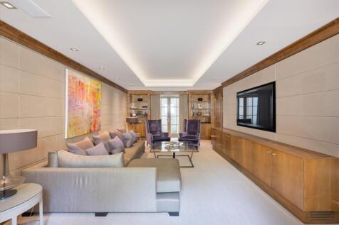 Cavendish Close, St Johns Wood, London, NW8