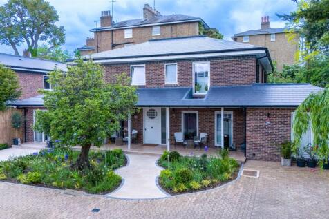 Hillside Close, St. John's Wood, London, NW8