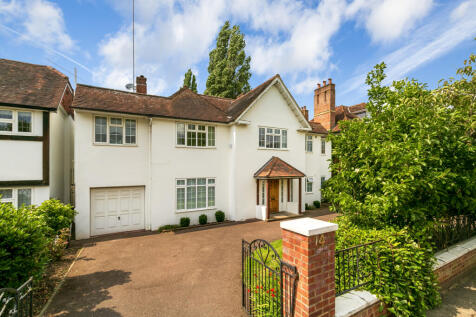 Roedean Crescent, 
Putney, SW15