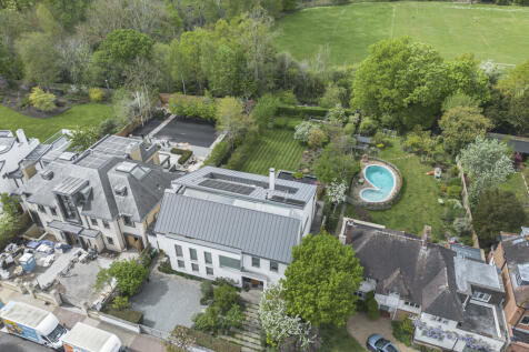 32 Roedean Cres, London SW15 5JU, UK