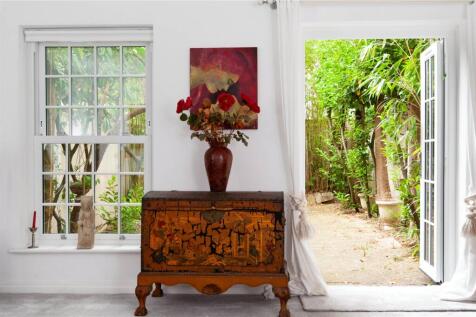 Beaufort Close, Putney, London, SW15