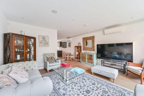 Rennie Street, North Greenwich, London, SE10