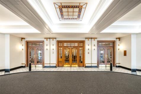 Berkeley Court, Baker Street, London, NW1