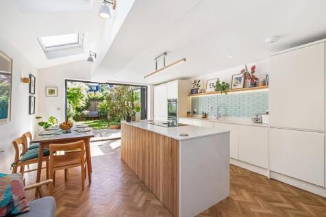 Lanvanor Road, Peckham, London, SE15