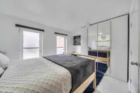 Calypso Crescent, Peckham, London, SE15