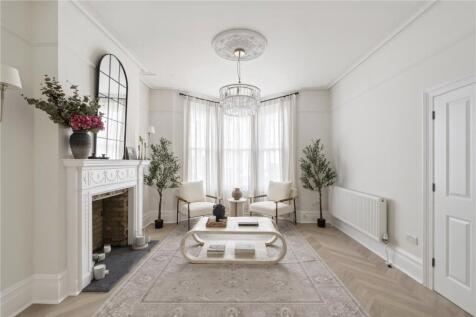 Sarsfeld Road, London, SW12