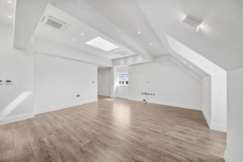 Kew Bridge Road, Brentford, TW8