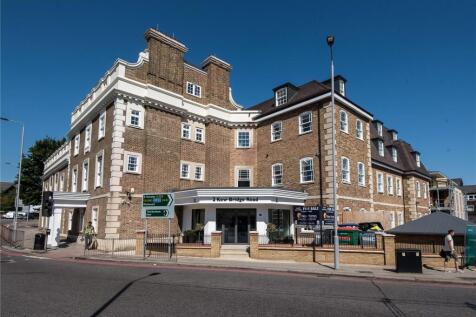 Kew Bridge Road, Brentford, London, UK, TW8