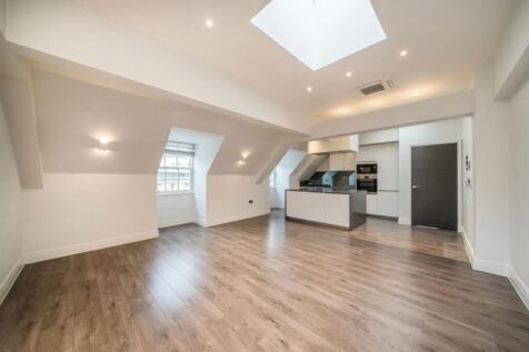 Kew Bridge Road, Brentford