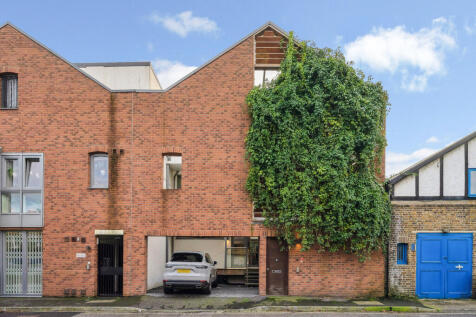 Glentham Road, Barnes, SW13