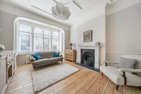 Woodwarde Road, Dulwich, London, SE22