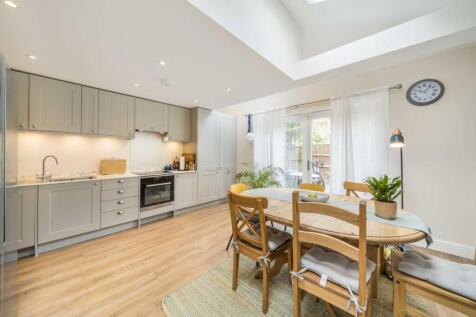 Huntspill Street, Earlsfield