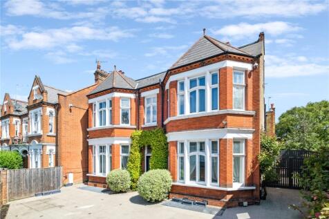 Trinity Road, SW17
