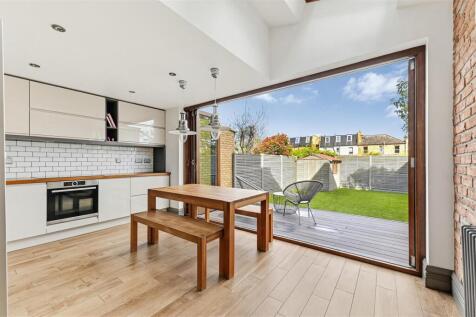 Craven Gardens, Wimbledon