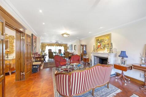 Greenoak Way, Wimbledon Village, SW19