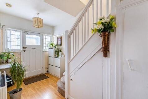 Windermere Avenue, London, SW19