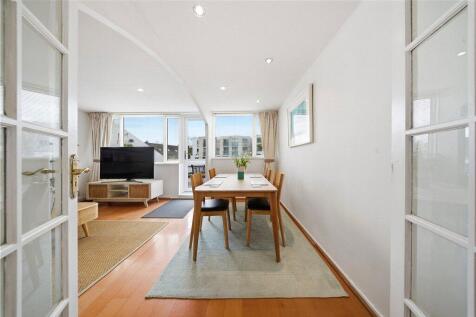 Queensmere Road, Wimbledon, SW19