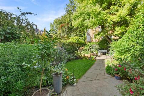 Batoum Gardens, London W6