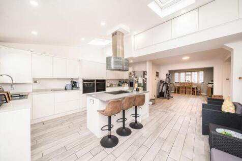 Thurleston Avenue, Morden