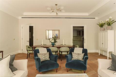 Auriens, 2 Dovehouse Street, Chelsea, SW3